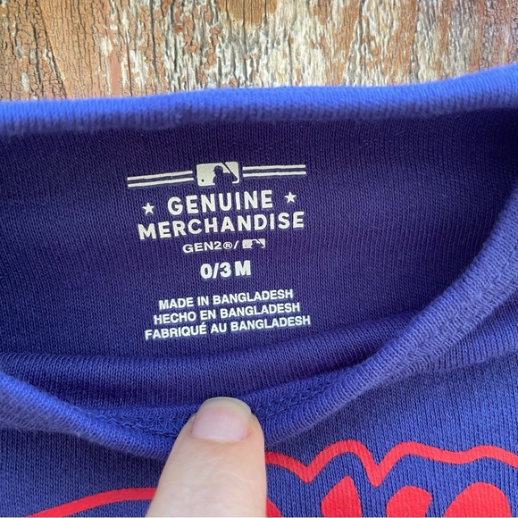 MLB Chicago Cubs Blue Red Baby Onesie Size 0-3 Months - Picture 3 of 6